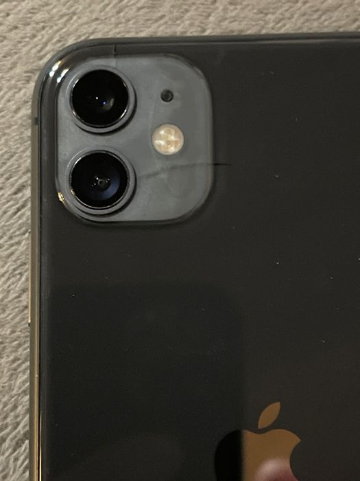 iPhone 11 64gb  100% battery