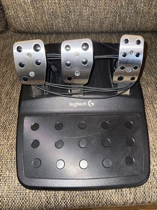 Volan gaming logitech G920 + schimbator viteze logitech