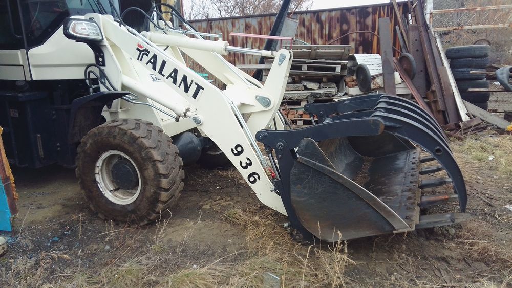 Услуги погрузка, вилы, ковш