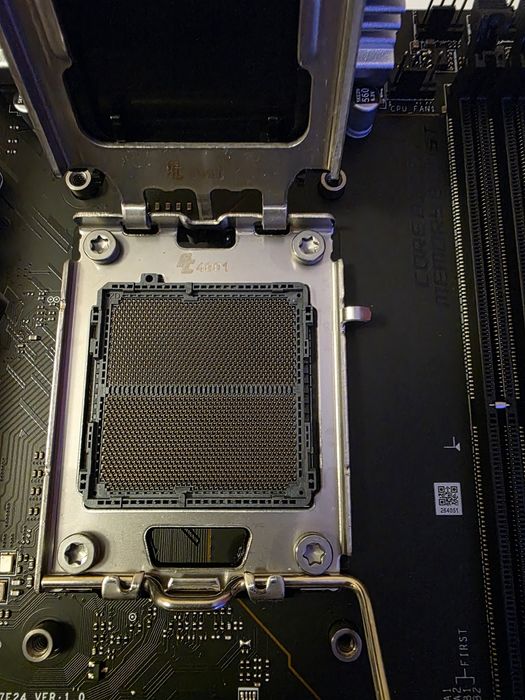 Дъно Msi B650M GAMING Plus WiFi AM5