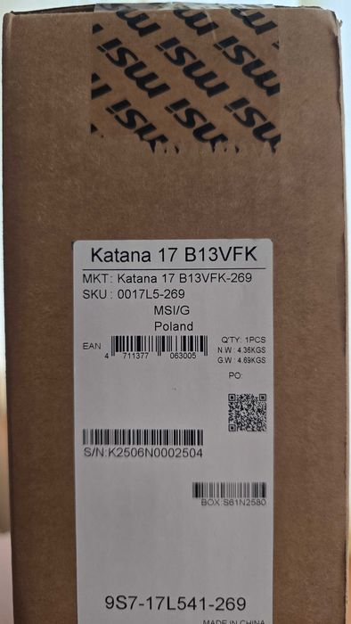 НОВ Лаптоп MSI Katana 17 i7-13620H, RTX 4060, 1TB SSD, 16GB RAM, 17.3"