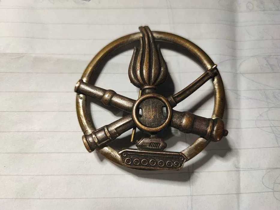 Lot vintage de 8 insigne diferite WWII si WWI