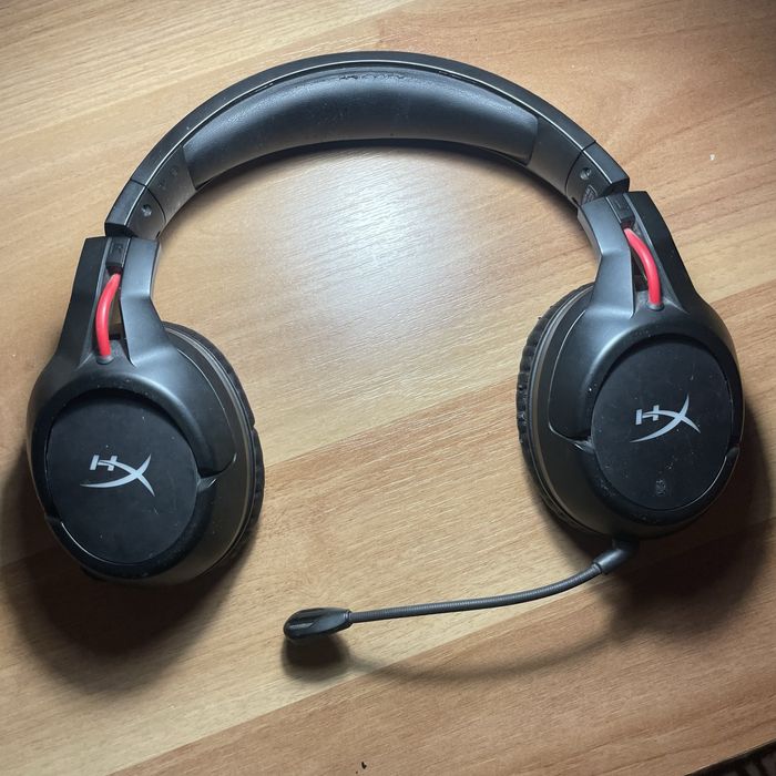 Casti HYPERX cloud flight
