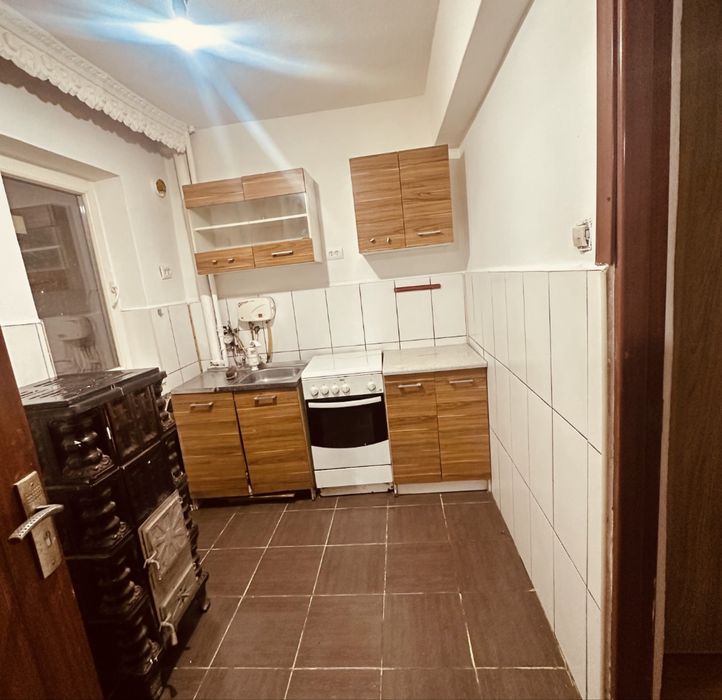 De Vânzare: Apartament 2 Camere Semidecomandat