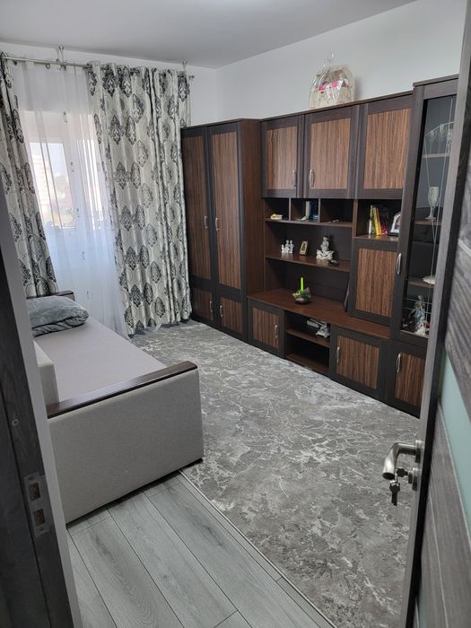 Închiriez apartament 1 camera Frumoasa