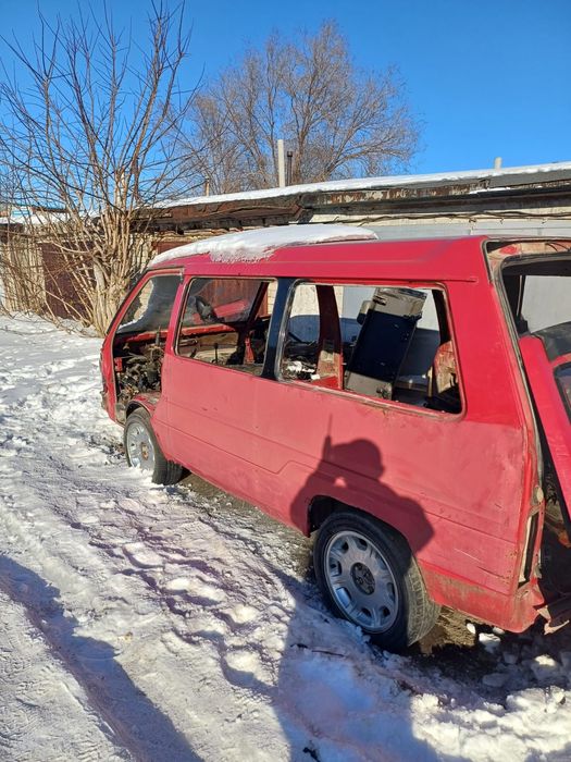 Продам по запчастям кому что нужно обращайтесь.