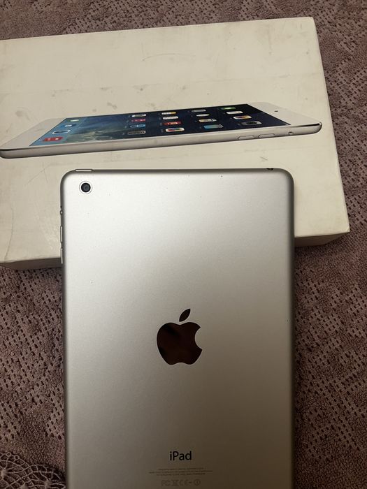 iPad Mini.   Планшет отличный