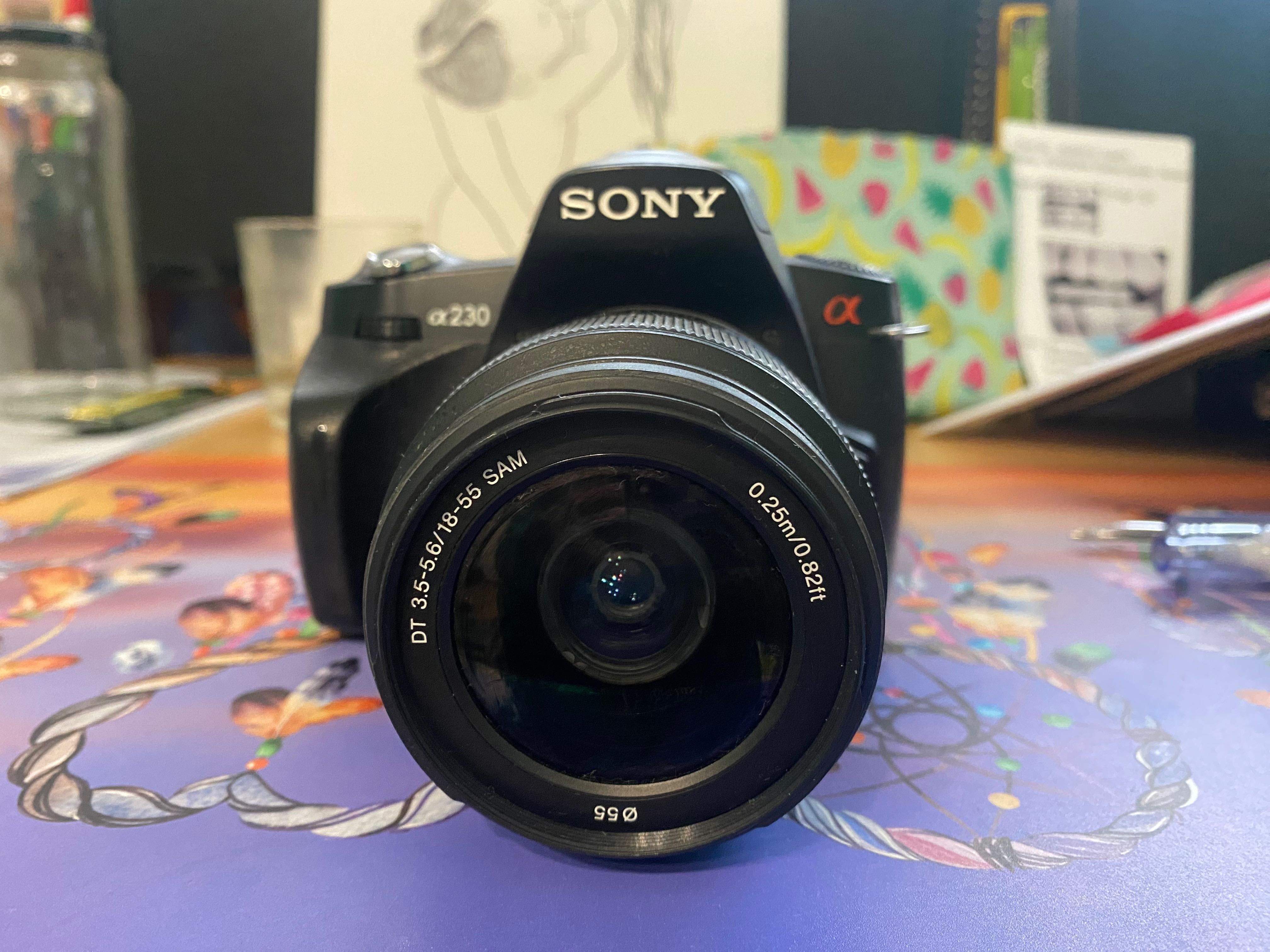 Фотоапарат Sony A230 с обектив 18- 55мм