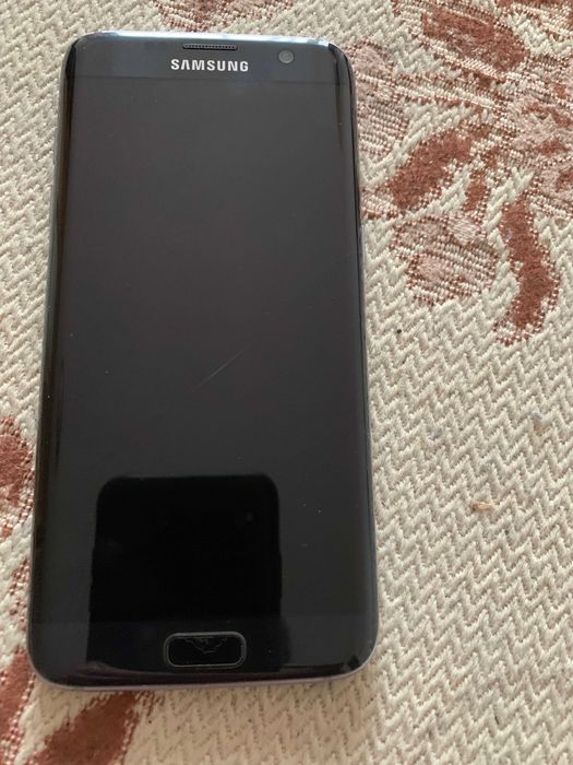 samaung s7 edge punct pe display 130 lei