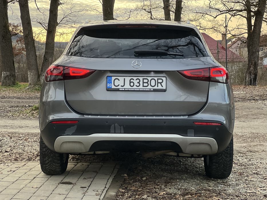 Mercedes Benz GLA 200d / An model 2021 / Automat / Piele / Tempomat