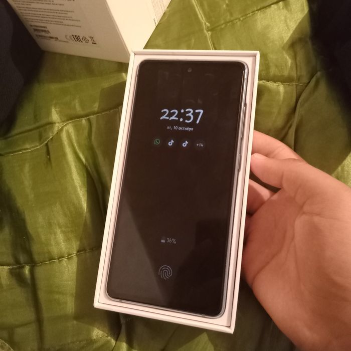 Samsung s20fe очень хорошее состояния