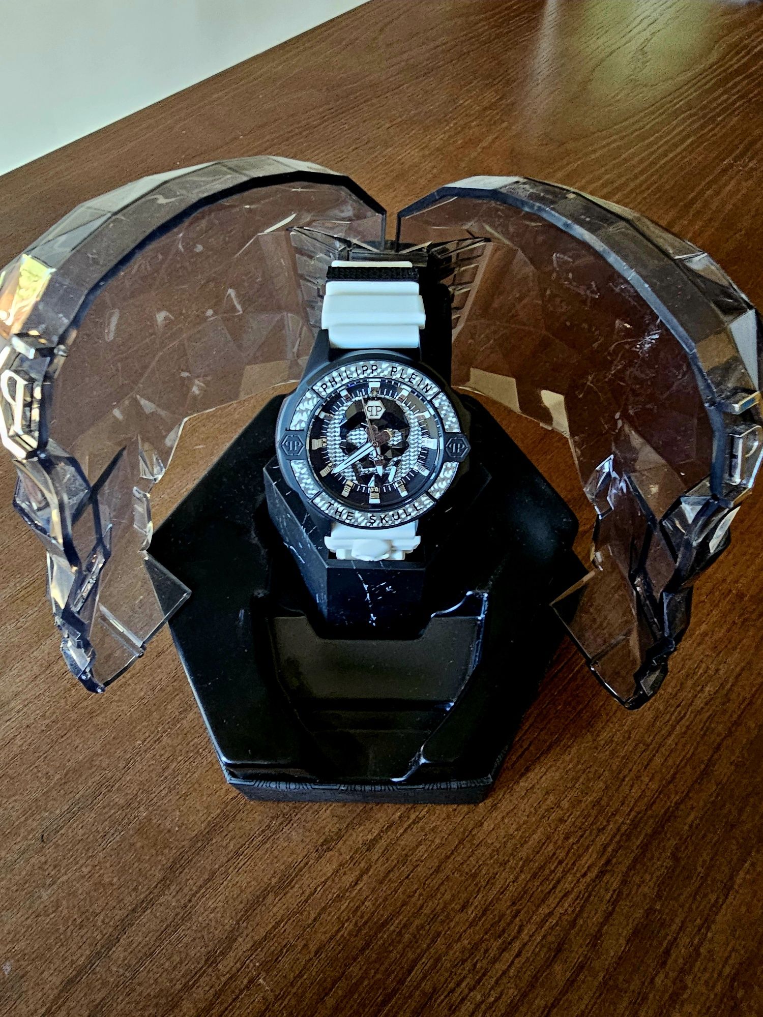 Philip plain watch - the SKULL - pwaaa1822