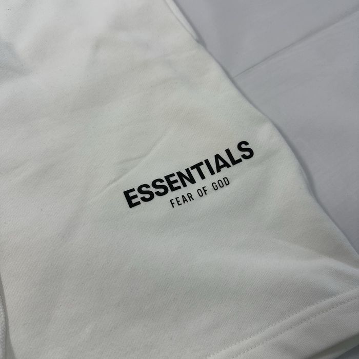 Pantaloni scurti Essentials Fear of God bone