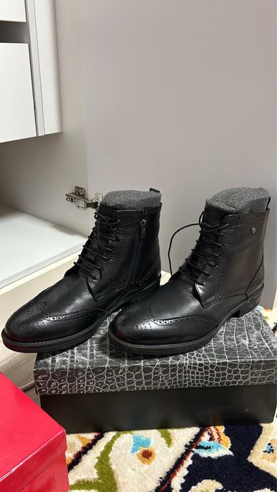 Продам зимную ботинку новый новый новый