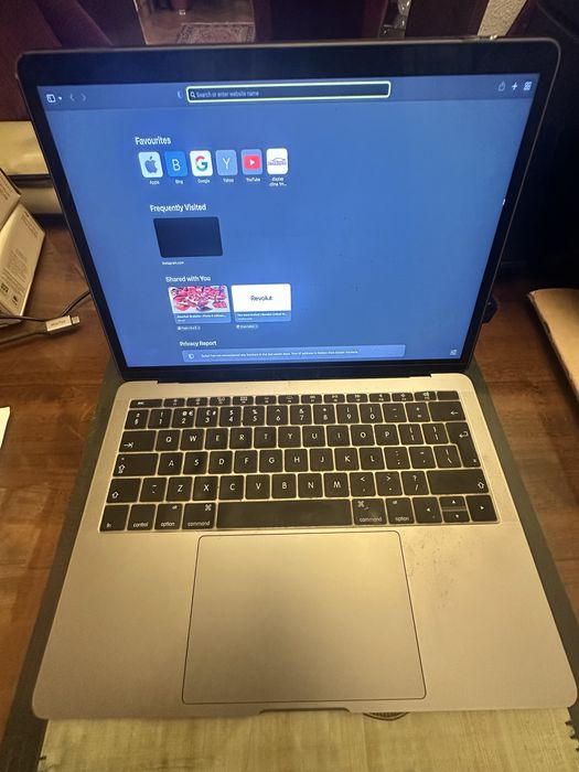 Mac book pro 13 250G procesor 8ghz