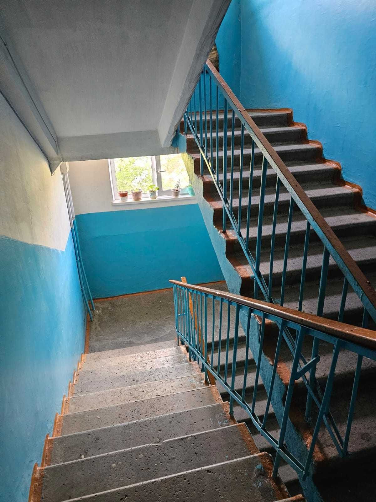 Продается 1 комню квартира, Район Универмаг