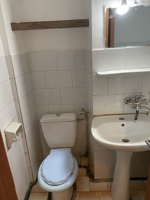 inchiriez apartament 2 camere valea rosie