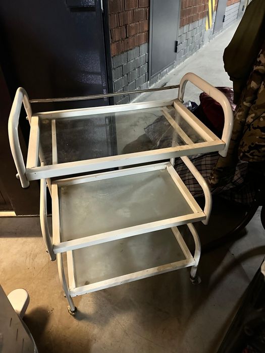 Продается мебель для парикмахеров