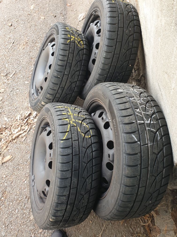 4 Roti 185/55/15 M+S Skoda HANKOOK imp.Germ.