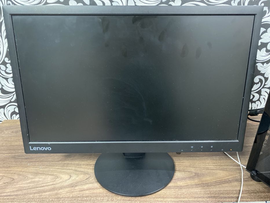 Монитор Lenovo 60hz
