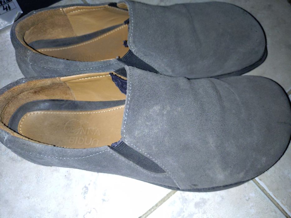 Обувь. Осенняя. Замша. Отдам за 5 тысяч.