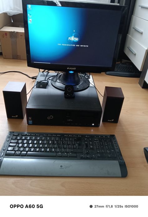 PC i7 Fujitsu Siemens