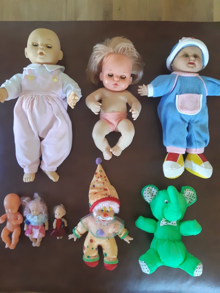 Кукли, плюшени играчки и аксесоари
