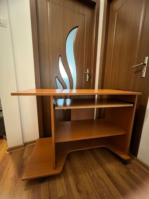 Biroul de acasa din lemn