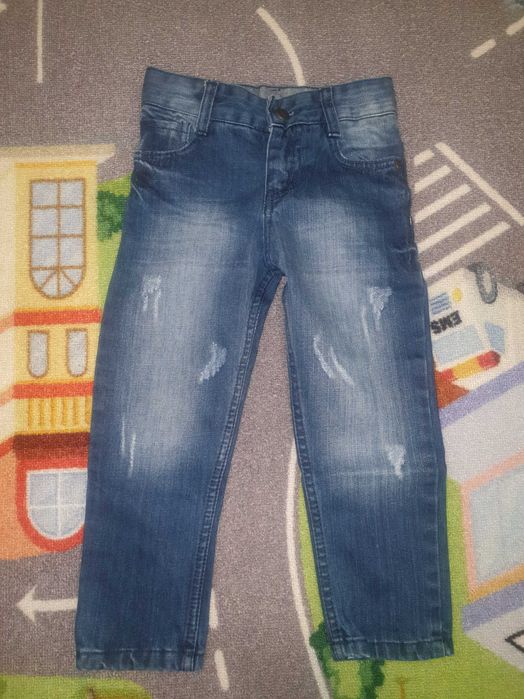 Нови дънки Armani 3 годинки