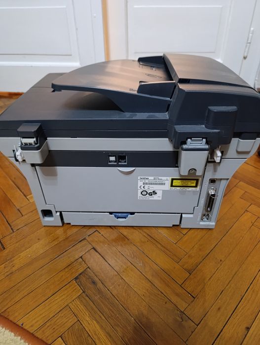 Vând imprimanta Brother MCF-7820N