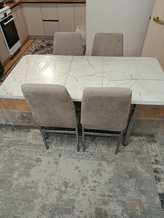 Стол со стульями трансформер