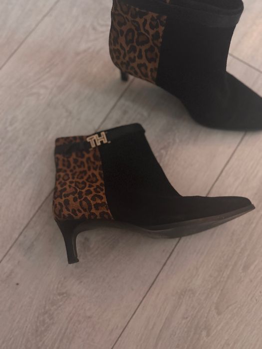 Botine Tommy Hilfiger cu imprimeu leopard