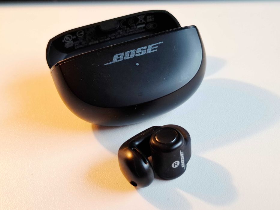 Casti BOSE Ultra Open Earbuds, True Wireless, Bluetooth, Open-ear, Mic