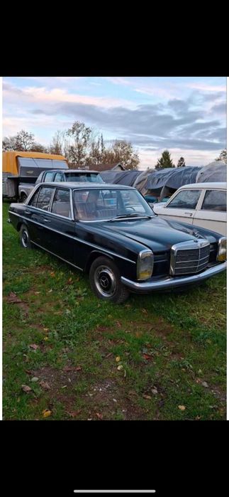 Mercedes-Benz E220 2.2 Diesel An 1974 Vehicul Istoric