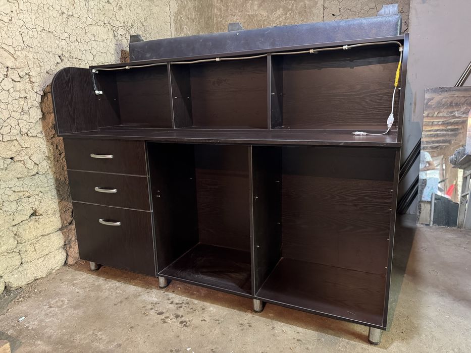 Mebel bar sotiladi fast food uchun olingan / bar mebel