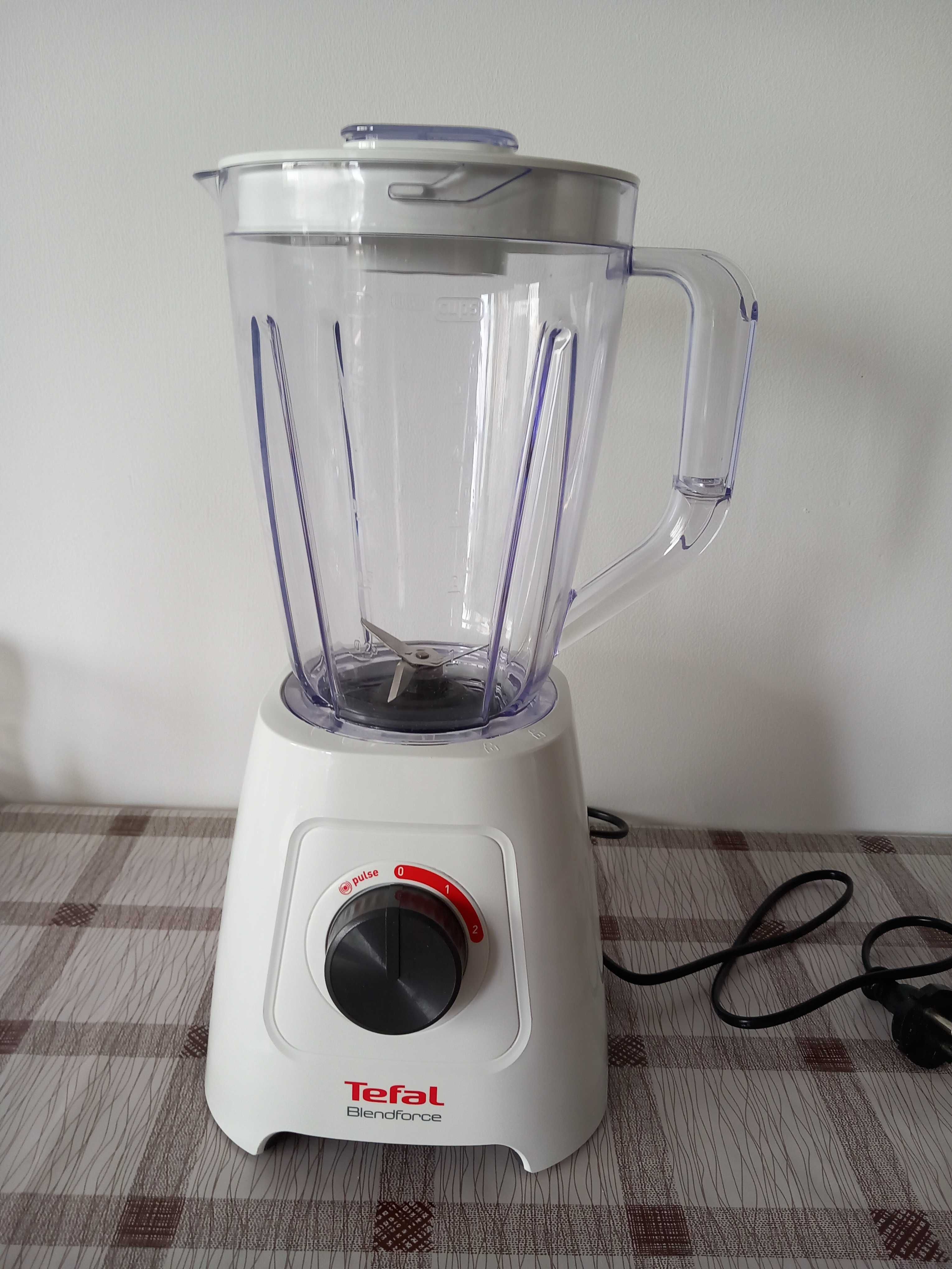 Блендер Tefal Blendforce