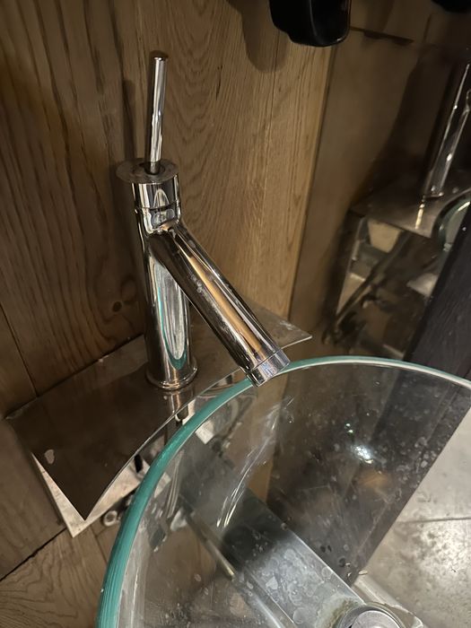 Стъклена мивка със смесител GROHE