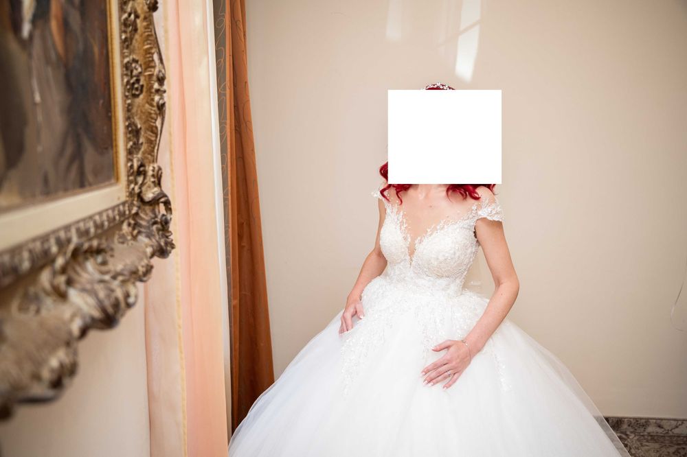 Rochie de mireasa tip Printesa!! Marimea 34-36 cu crinolina inclusa.