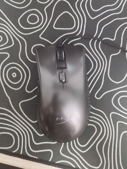 Продаю игровую мышку HyperX Pulsefire FPS PRO