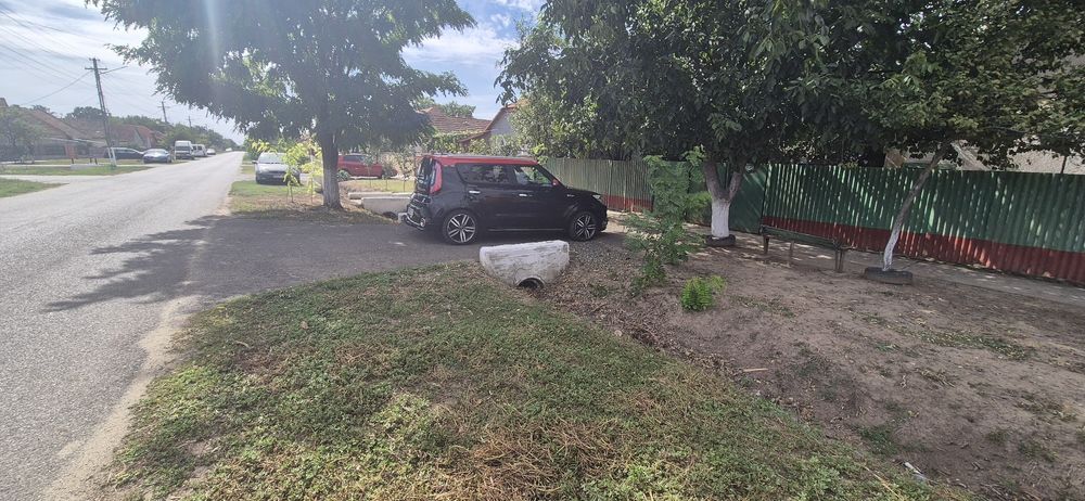 Teren intravilan cu Casa Bătranească construibil 1.600 mp – Iecea Mare