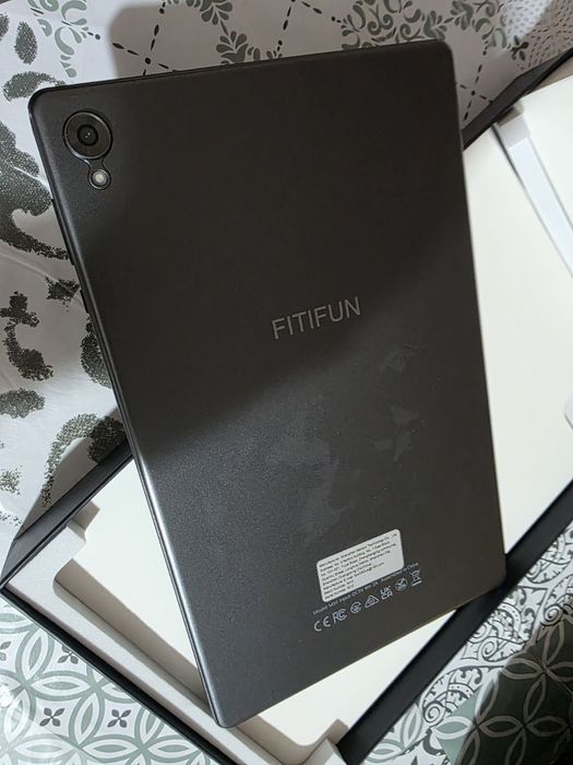 ТАБЛЕТ 10 инча.   ...