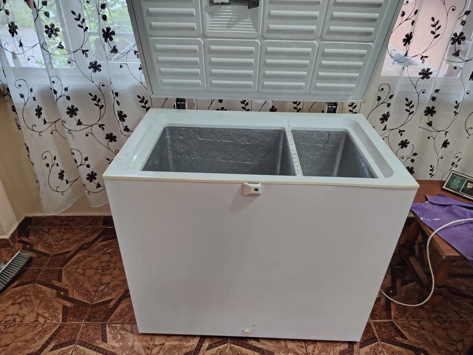 Ladă frigorifică 250 litri