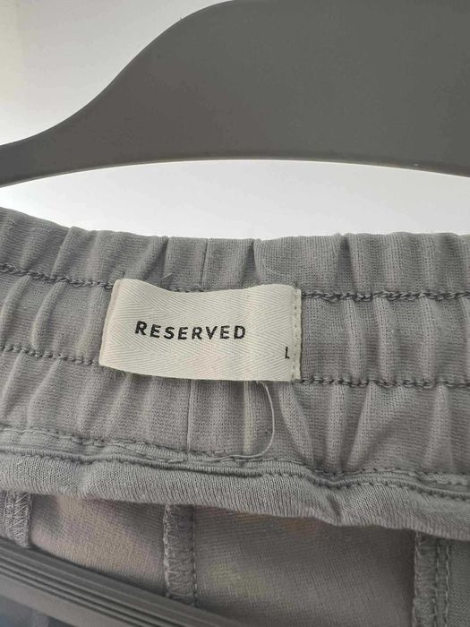 Pantaloni de vara Reserved