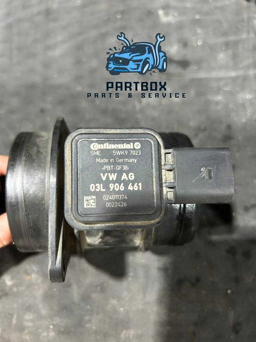 Датчик за поток на въздуха- дебитомер за Golf VI 2012