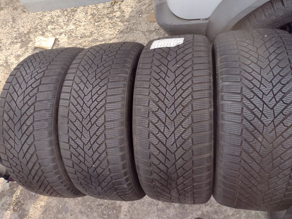 Топ състояние 4бр.255/40/21 Pirelli SW2 dot3922