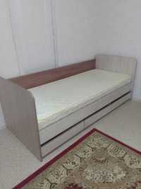 Кровать с ящиками