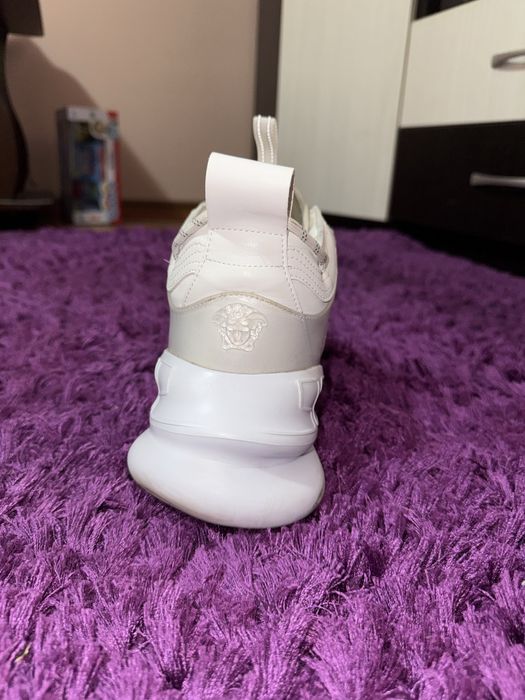 Versace Chain Reaction.