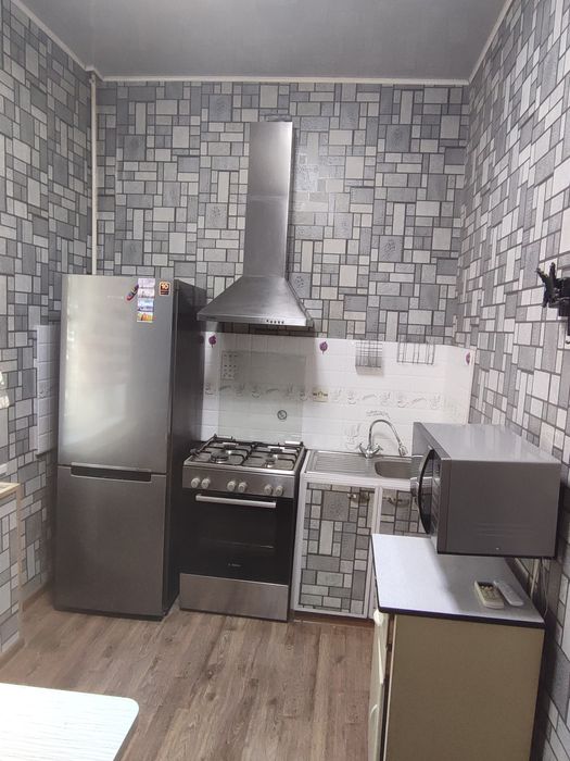 Чиланзар 2 аллея Гагарина 2/3/4 высокопотолочная