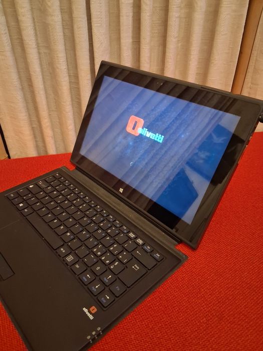 Vand laptop Olivetti