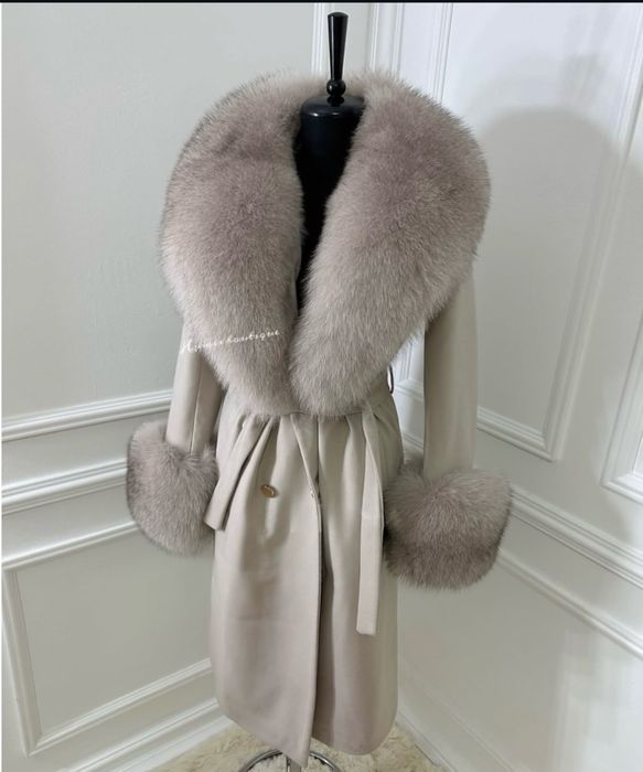 Луксозни дамси палта